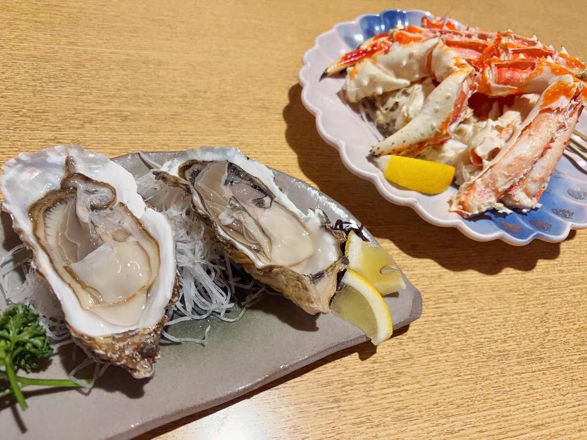 6muu_'s tweet photo. ママンが遊びに来てるから贅沢⸝⸝-  ̫ -⸝⸝♡
ビールデカすぎて🍻www https://t.co/zIV7zQP1lS