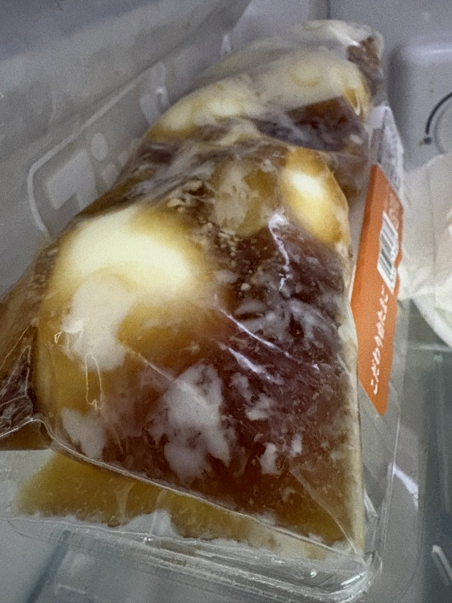 kg_serpent's tweet photo. 昨日仕込んだチャーシューの残りとそのタレに漬けた味玉は、明日予定してる友人達と家飲みに出す( ・∇・) https://t.co/PaysuEQ5Kh