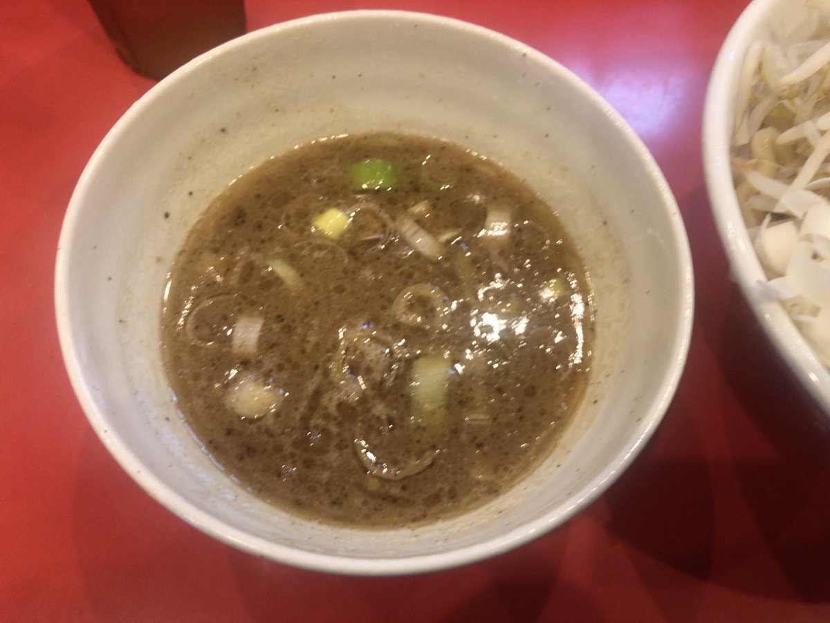 li_ico's tweet photo. 豚ゆう　北本
つけ麺350高菜以外全マシ
何気に豚ゆう初つけ麺かも
らーめんと同じトッピング内容
美味いね
#豚ゆう https://t.co/l1Mxq34YPi