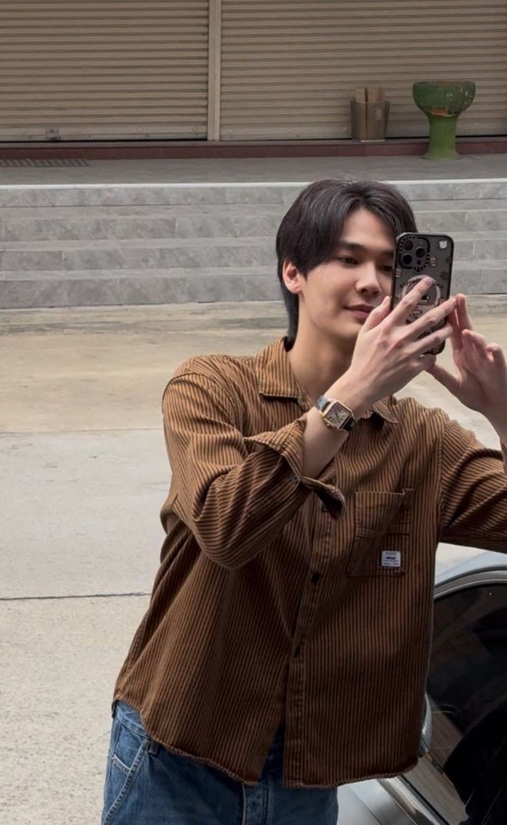 lemontee_v's tweet photo. anak ganteng, anak baik, semoga abis ini banjir job ya, biar kita sering ketemu, biar orang-orang tau kalo fans kalian itu banyak, dan cintanya buat kalian berdua juga sangat besar, ngga cuma modal internet doang, biar makin banyak juga yang kenal sama kalian dan ikut sayang sama kalian. love both of you, always 🫶🏻🫶🏻

DEWTEE STILL SHINING
#WithDewTeeAlways