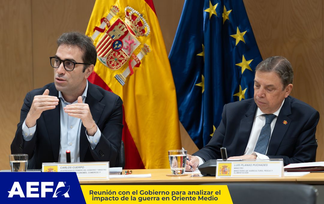 AefaAgro's tweet photo. AEFA ha participado en una reunión con el Gobierno para analizar el impacto de la guerra en Oriente Medio en el #SectorAgro 🌾👩‍🌾

🤝 Seguimos colaborando con las administraciones para fortalecer la competitividad del sector y apoyar a toda la cadena agroalimentaria.

#SomosAEFA https://t.co/4BbKljjOGY