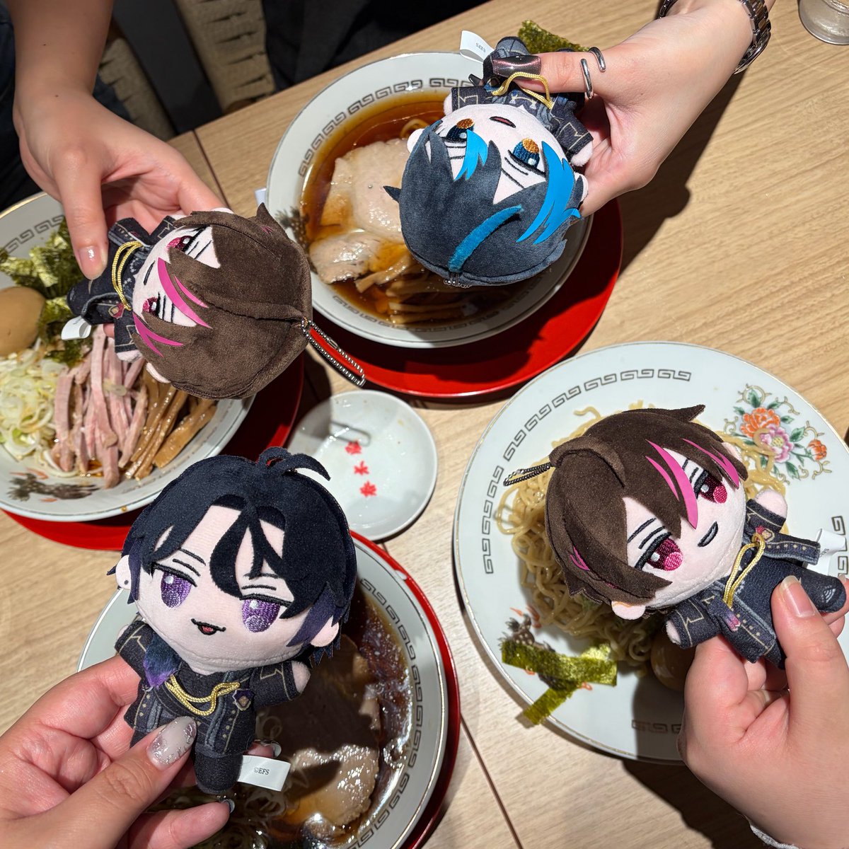 Sushimeshi_26's tweet photo. 仕事終わりに合流〜‼️🤙
今年3回目の春木屋🍜
美味しかったし楽しかった〜‼️✨️

#春希メェン
♡ はるぬいの日常
みんなといっしょ！ https://t.co/0hReSTCrmU