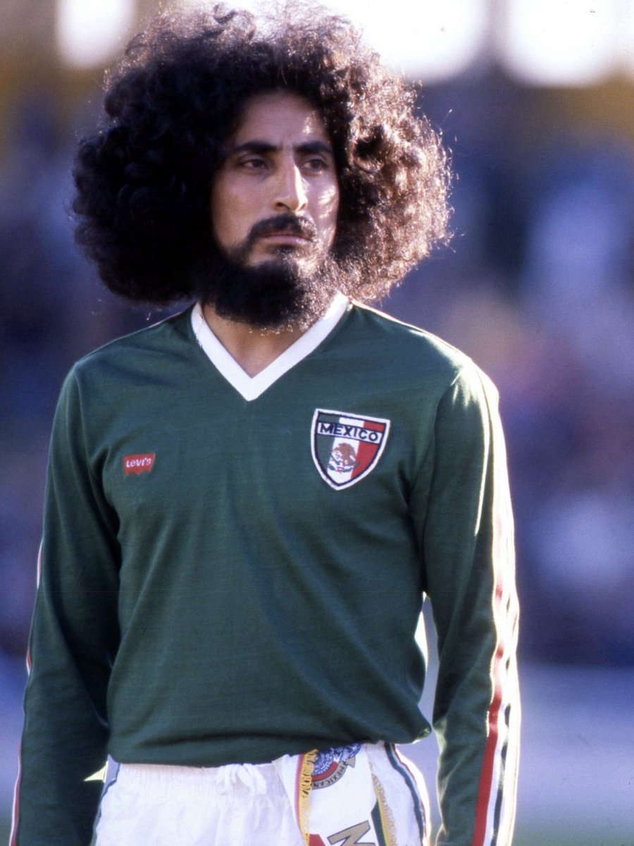 DegaineSo's tweet photo. Quand le Mexique débarquait au Mondial 1978 avec un maillot signé Levi’s 🇲🇽 https://t.co/j8Ye0sitkW