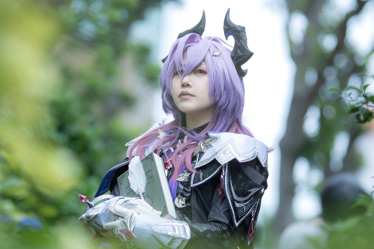 ciao_kanatan's tweet photo. 【Cosplay/コスプレ】
原神 / GenshinImpact
ドゥリン / Durin

母さんの筆を受け継いでから、ボクは真剣に毎日の「物語」を書くようにしてるんだ。

photographer▶︎@sora0514cos 

#アコスタ池袋
 #如月COSlog https://t.co/7PsT6h20lC