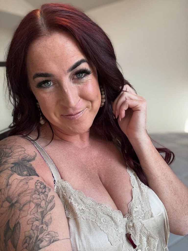 Amy moore tweet media