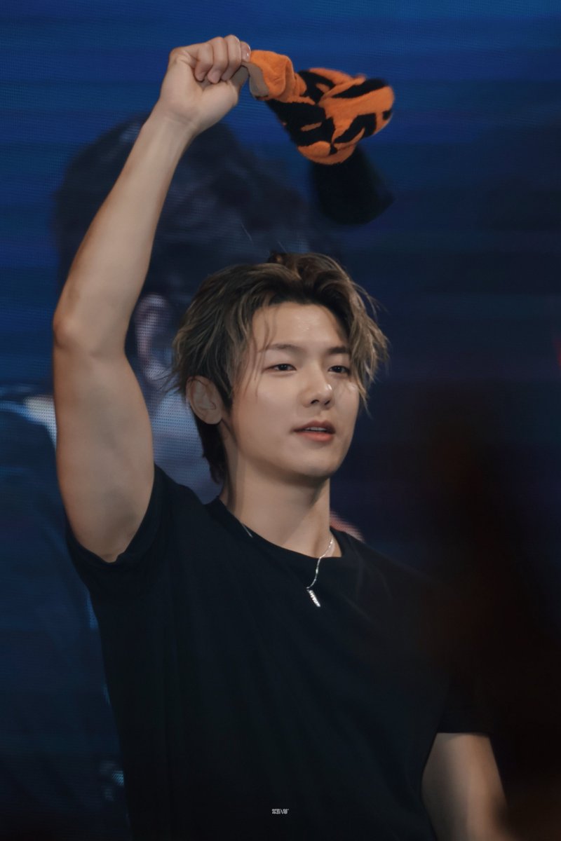codesync_'s tweet photo. 260614 3LOGY IN 가오슝

@MR_KANGGUN 
#CNBLUE #씨엔블루 #강민혁
#KANGMINHYUK #MINHYUK https://t.co/BYDjDC55Ri