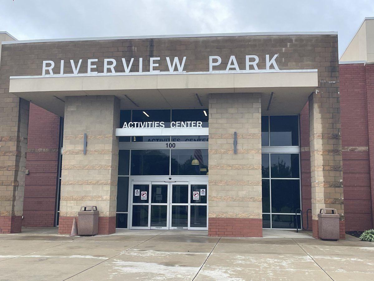 Swanny1973's tweet photo. Back at it again here in North Augusta for the Girls #SCLive Team Camp. Plenty of talent to watch today here in the CSRA. Follow along and SUBSCRIBE to the site all this coming week for coverage.
#SwannysRoundballReview
#RecruitThePalmettoState
https://t.co/PW8rv32q8t https://t.co/gTj6bVJMg7