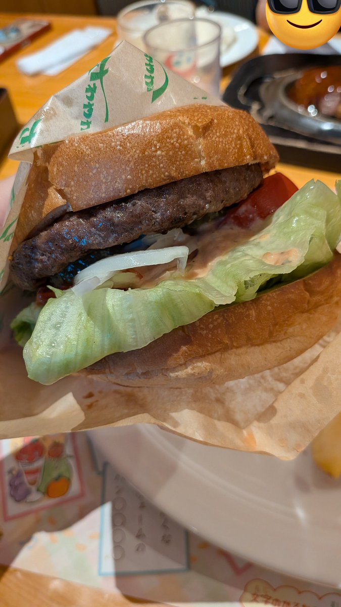 watarurur's tweet photo. 函南町（カンナミ）さわやかハンバーグ行ってきた٩( 'ω' 　)و✨️
どこの店舗で食べても美味しいね
もう3回目の玄人なのでハンバーガーにしたのだ😤
もうさわやか行きたい行きたい
#ワタル視点は飯ばかり
伊豆半島。伊豆市・伊東市 以南とは相性が悪かったと思おう。二度と近づかないようにしようね😌 https://t.co/tACsxih7sx