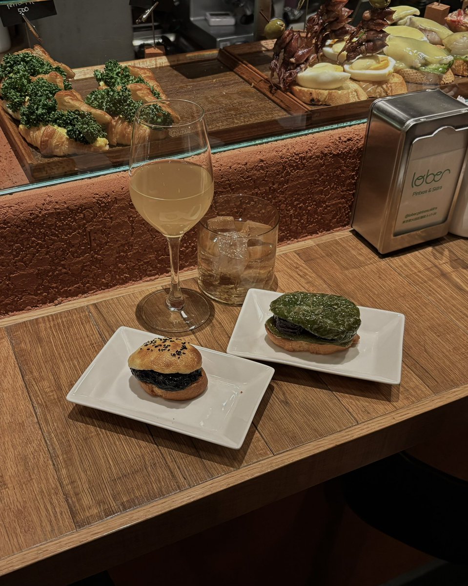 n___erai's tweet photo. ピンチョスとシードルのお店 https://t.co/wmEkwMlq4O
