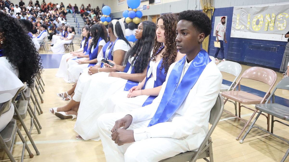 KetteringMiddle's tweet photo. Congratulations KMSSI Class of 2026! 
This class will forever be remembered for their consistent Academic Excellence, Leadership, and Character. We wish you the best in High School. https://t.co/W8nvPA3zow