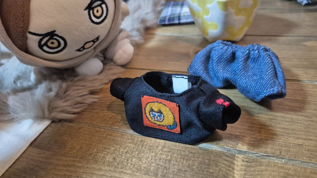 よーにゃんさま♡ありがとうございます❤ カスタムボールペン トウラク旋風のTLに、 おネコ様ワッペンTシャツが通ります🪡