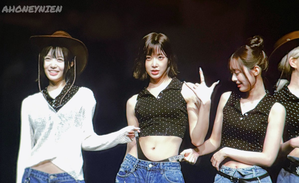 xissso1's tweet photo. 너무 황당해 https://t.co/1SRNldz1MR