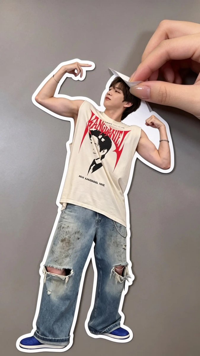 mirandity's tweet photo. 강어지스티커 만들기 찹찹! 재밌다 에헷 https://t.co/UCryb5FKbt