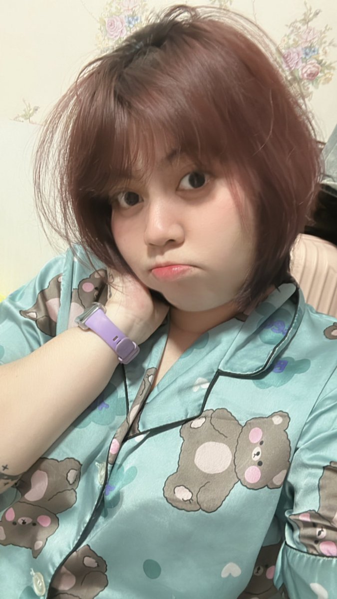 Brow_bie's tweet photo. ผมสั้นหรือผมยาวดี หรือผมรักคุณ 🩷💜🩷💜 https://t.co/L4VHm8eNq8
