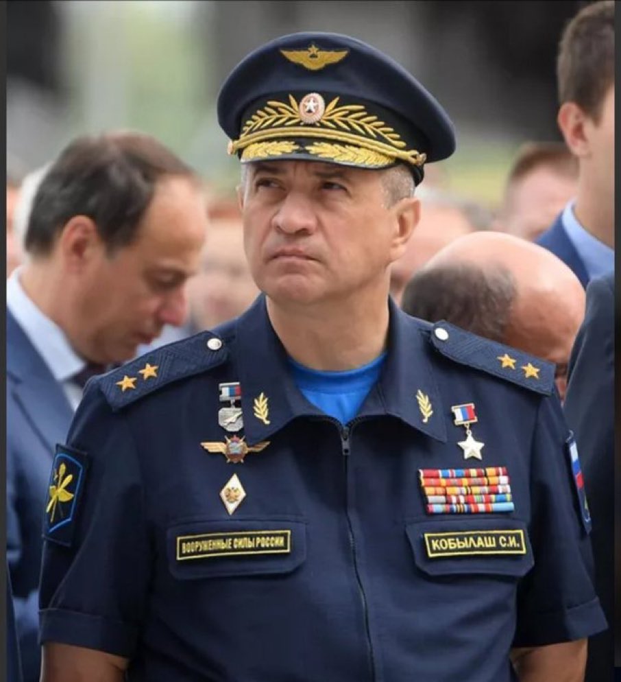 Propeertys's tweet photo. Po upokarzającym ataku na Moskwę wczoraj generał porucznik Siergiej Kobylaš, dowódca rosyjskich sił powietrznych, zmarł po wypadnięciu z okna. https://t.co/CYrY1mjZOj