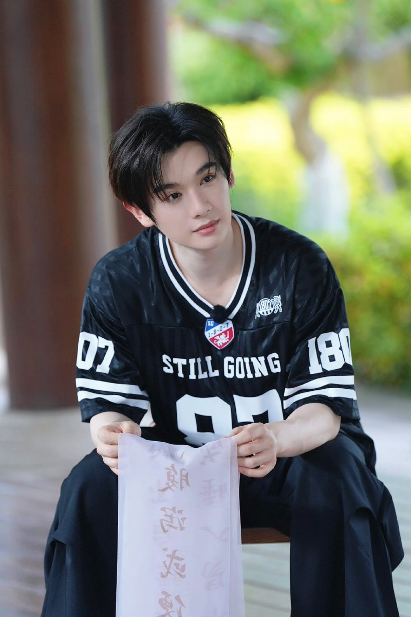 Pimchan75454126's tweet photo. 19.06.2026 | Nine's studio • weibo

中医知识以趣味科普的形式进入@高卿尘Nine 和我们的脑子中。#国医少年志# 第三季今晚21:10@江苏卫视 、21:30@芒果TV 播出。

🔗https://t.co/CfpTY8CA5d

#นายท่านกรชิต #GaoQingchen #高卿尘 https://t.co/1FFVZcruGE