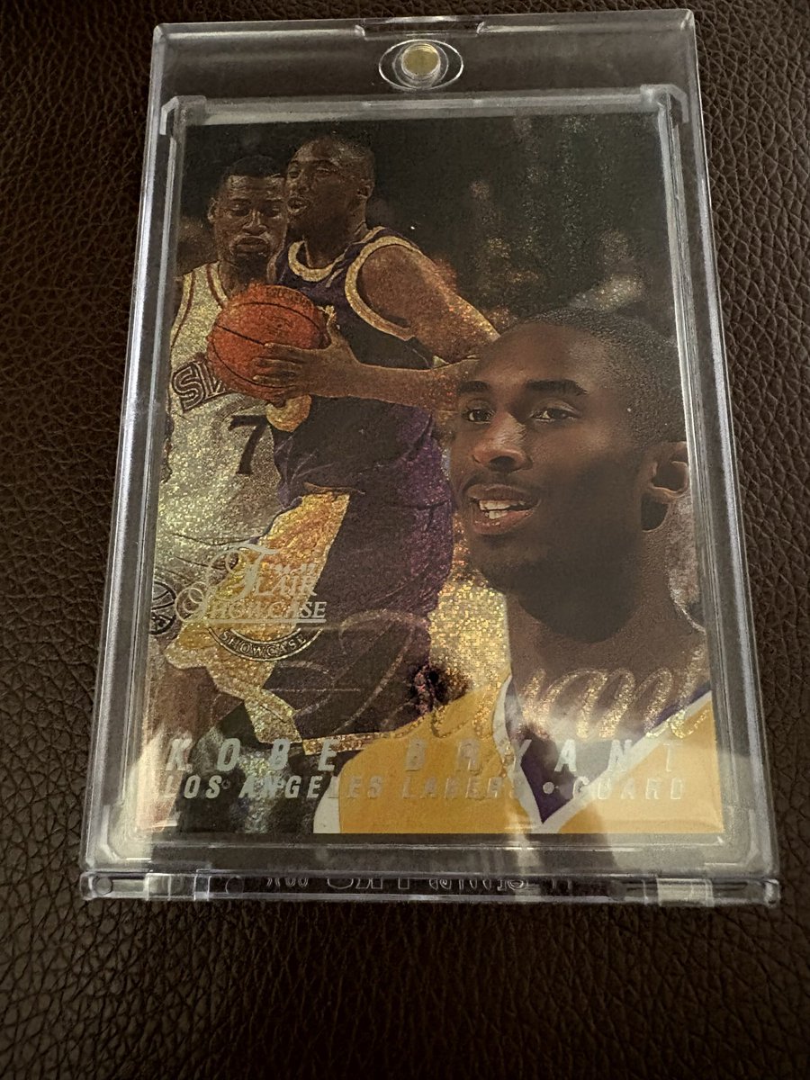 takeshi_sweets's tweet photo. 今週終わったー！

1週間お疲れさまでしたー！

♯NBA
♯NBAcard
♯Kobe Bryant https://t.co/ed62n2Z1Rv