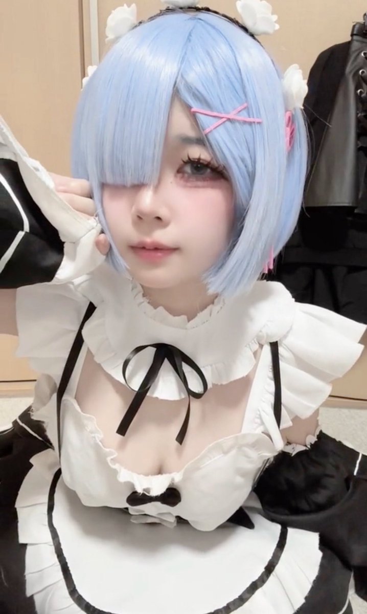 yo_cos_'s tweet photo. レムちゃん❤︎
 #リゼロコスプレ https://t.co/7vOKakTHuT