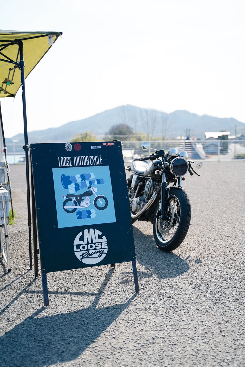 sr400_mi's tweet photo. #丸目のライトがカッコいいバイク選手権 
ブラックレンズです🖤 https://t.co/QNDY2rMLce