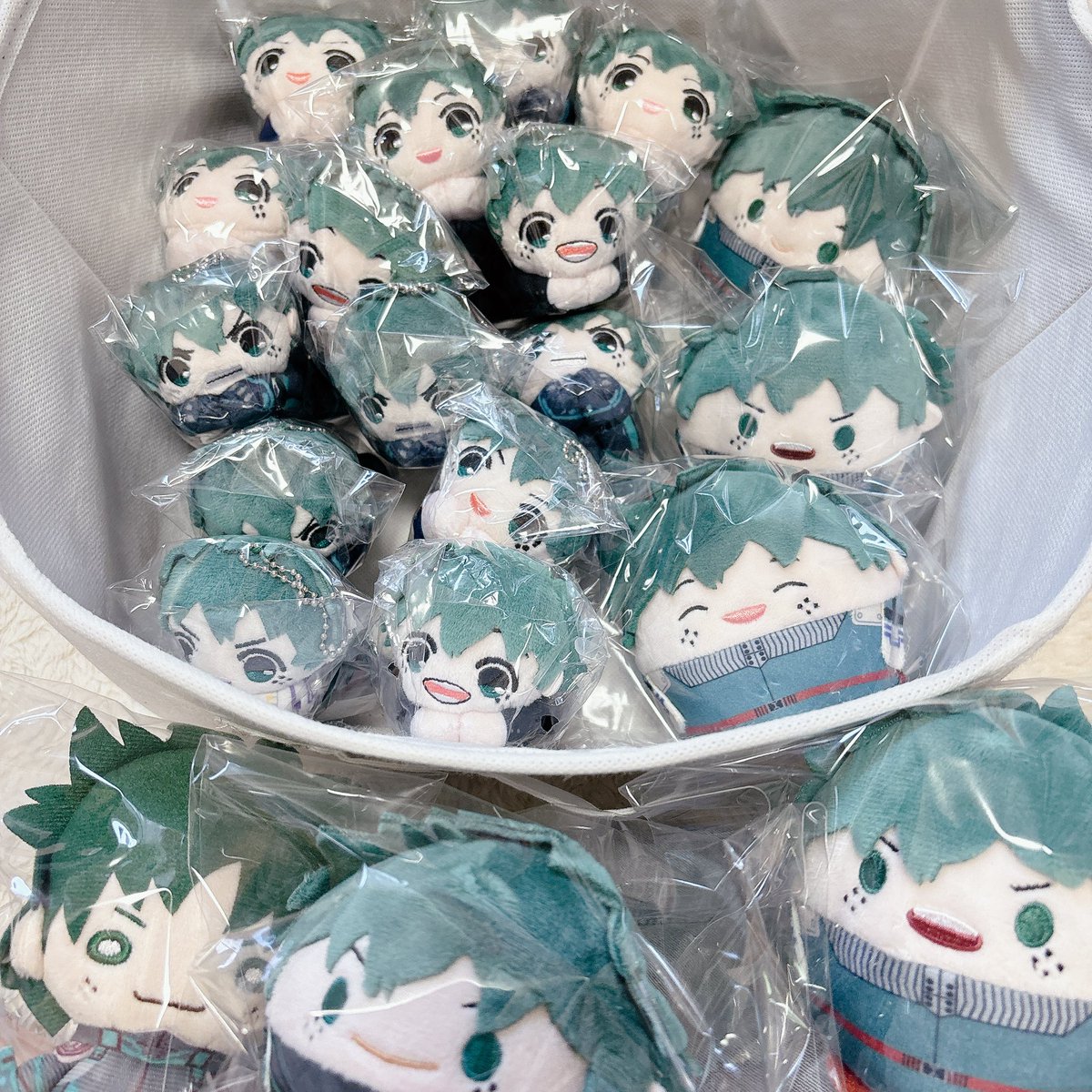 ad_shro's tweet photo. 【譲渡】緑谷　はぐキャラ　ヒロアカ　特典
【求】はぐキャラは定価
ふわころは600円

はぐキャラは全てボックス特典のものです。

はぐキャラは引用元、もしくはふわころから6点お引き取りいただけたら特典1点お譲り可能です（1ボックスに1点の特典だったため）

お気軽にお声掛けください🙇🏼 https://t.co/24kdDi2RU4