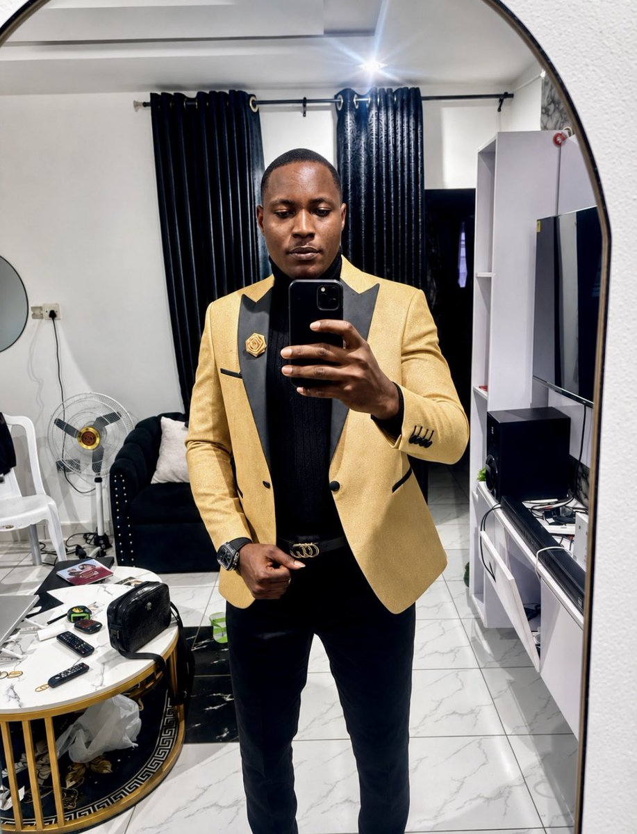 ericssonmedia's tweet photo. No mirror picture is beating this… 
Let's see what your mirror picture looks like 😎 https://t.co/OIhHJoLidJ