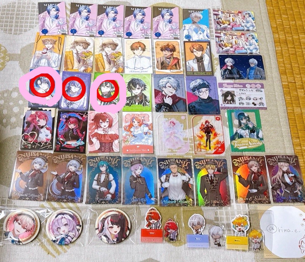 rima_e_'s tweet photo. @mu_chi27 初めまして。こんばんは。
お声掛け頂きありがとうございます。
画像をお借りして丸をつけた物同士の
2:2の交換は可能でしょうか？
ご検討よろしくお願い致します🙇‍♀️ https://t.co/e6BRwyP16x