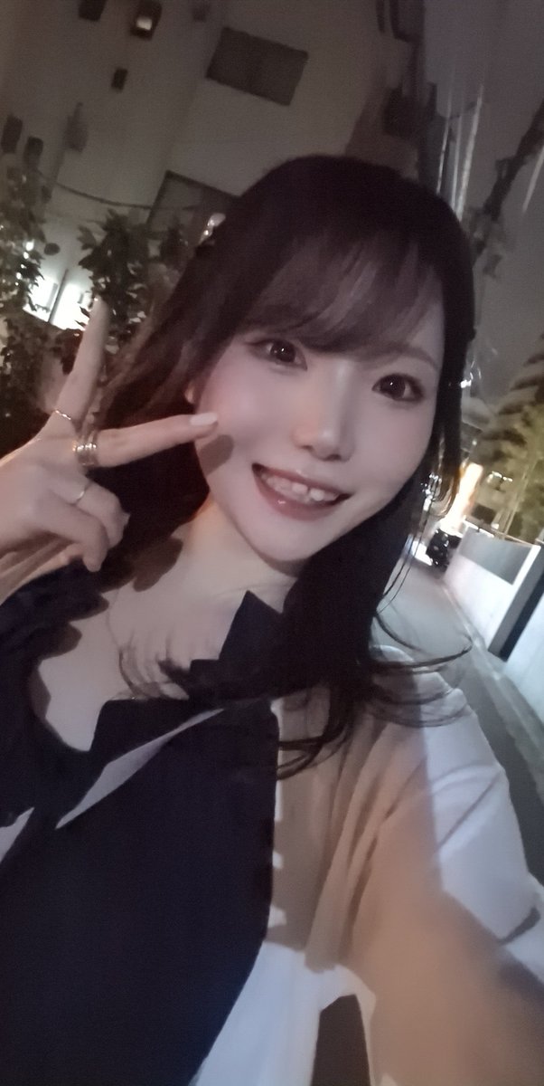 mayu_honchitsu's tweet photo. 【6/19金】ほんちつ❣️金🟡曜日☺️✨️まゆちは⁉️ゴールデン街５番街🌸真ん中らへんの２階🆙【ぱいんつり〜🍍】にておまんちん〜😘💞 https://t.co/iOsrD9tb3m