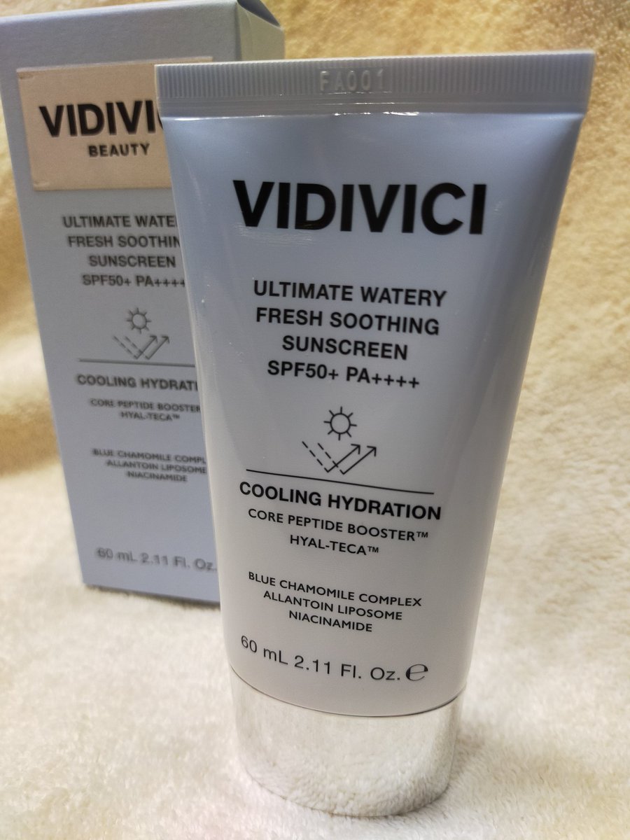 contee1000's tweet photo. VIDIVICI（ビディビチ）
アルティメット ウォータリー フレッシュ スージング サンクリーン（日焼け止め）

​みずみずしくてまるで水分クリームや美容液を重ねているみたいに軽い。
塗った瞬間にひんやりして気持ちいい、これからの暑い季節使い勝手良さそう。
​#PR https://t.co/Im8hOKThR8