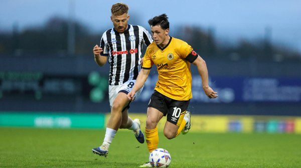 NLTransferNews's tweet photo. 🚨BREAKING🚨
JORDAN RICHARDS SET TO SIGN FOR SCUNTHORPE!

The 28 year old midfielder will join The Iron upon the expiry of his Boston United contract. Richards is Butler’s no 1 midfield target following a standout season in Lincolnshire.

#sufc #bufc #nationalleague https://t.co/zMp9gKoSjD