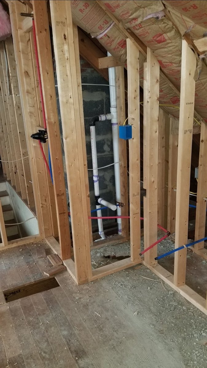 Btcbarbells's tweet photo. Scope creep kills rehabs. You go in planning paint, flooring &amp; kitchen reno, suddenly you're reframing a wall and adding a half bath. Same thing happens with crypto. You start with Bitcoin and end up chasing some altcoin your buddy heard about on a podcast. Stick to the plan. https://t.co/5QJZExEMm8