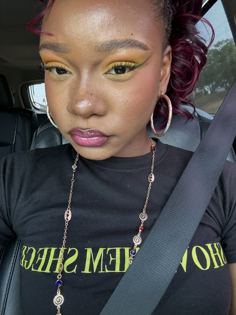 slvtraff's tweet photo. Yellow this yellow that! https://t.co/PkS7T0Qajh