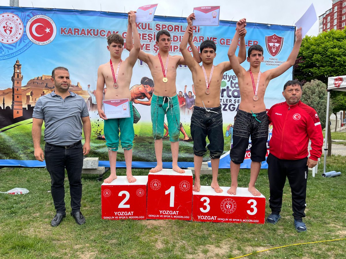 GSB_Cankiri's tweet photo. 🏫 𝓞𝓴𝓾𝓵 𝓢𝓹𝓸𝓻𝓵𝓪𝓻ı
🤼‍♂️ Yozgat’ta düzenlenen Okul Sporları Karakucak Güreş Türkiye Şampiyonası'nda;⬇️
🥉Yunus Emre Kaya (Şabanözü) 55 K'da Türkiye 3.’sü
🥉Bilal Yıldız (Şabanözü) 60 Kg'da Türkiye 3.’sü oldu.
👏Sporcularımızı ve antrenörlerini tebrik ediyoruz.
@OA_BAK https://t.co/mjVg3OtHgs
