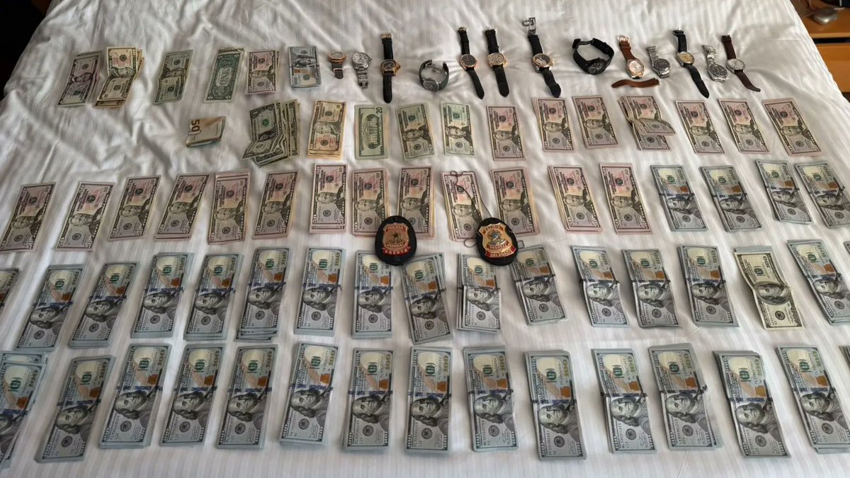 bahiaja's tweet photo. Apreensão de dinheiro supera em R$ 130 mil diárias recebidas por Wagner do Senado, diz Folha de SP https://t.co/wpIu4SzYIk