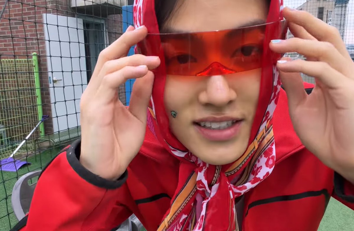 eomcoertis's tweet photo. Seonghyeon is so cute in this vlog lmao, he really is just a kid 😂😭 https://t.co/McXKQl9upS