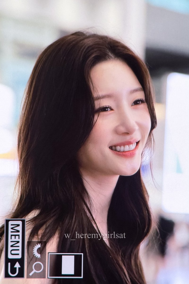 w_heremygirlsat's tweet photo. 260619 ICN pre
예쁘다🥺
#ioi #아이오아이 #정채연 https://t.co/rAAChQjnR1