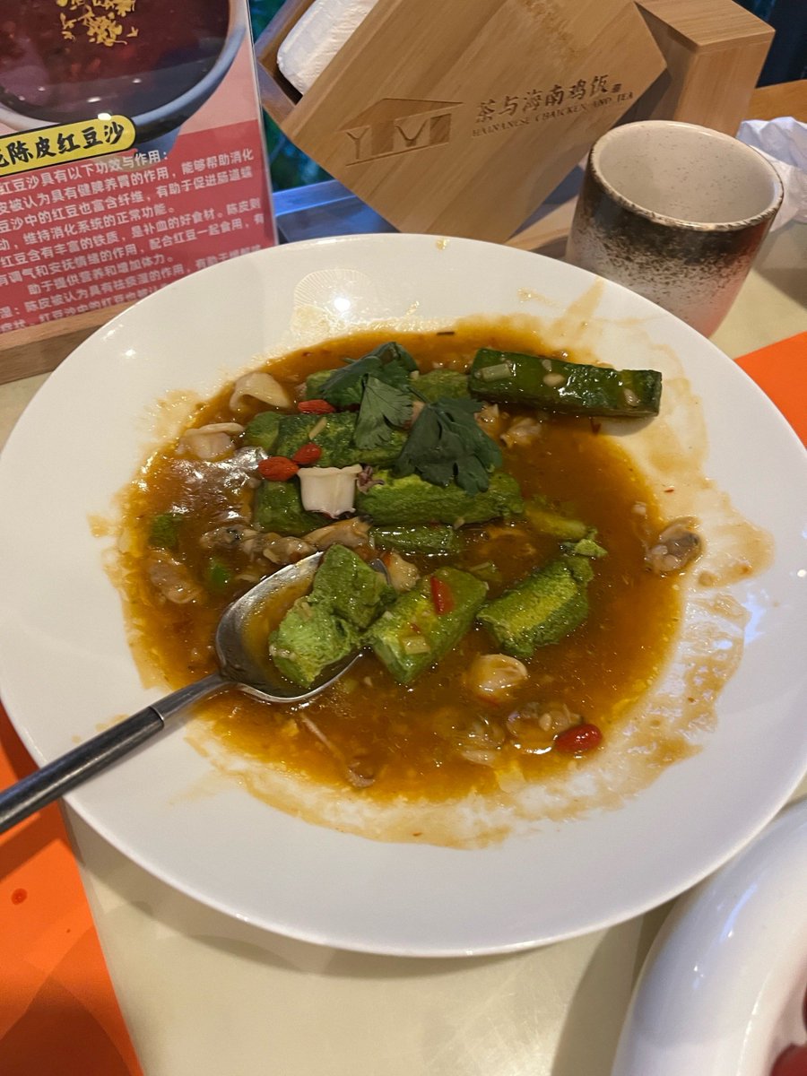 XxkTL6124sPbU5S's tweet photo. Got dinner with my old crew tonight—nothing beats these messy laughs and zero-filter vibes ， https://t.co/WiuogGmcEz