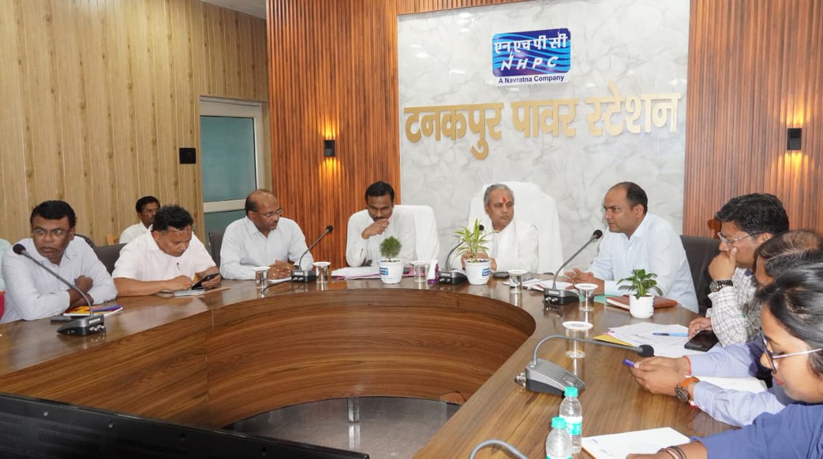 DMChampawat's tweet photo. चम्पावत, 19 जून 2026, सूवि।
मा. दर्जा प्राप्त राज्य मंत्री की अध्यक्षता में अंतर्राष्ट्रीय योग दिवस की तैयारियों को लेकर समीक्षा बैठक आयोजित |
मा. मुख्यमंत्री श्री पुष्कर सिंह धामी की उपस्थिति में बनबसा मिनी स्टेडियम में होगा भव्य योग दिवस आयोजन...
https://t.co/YbxtMi68FZ https://t.co/u9QsTU35aK