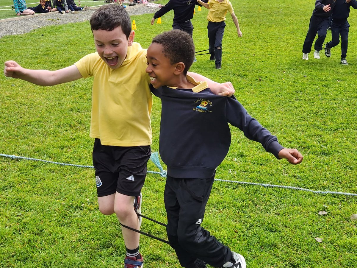 scoilcc86's tweet photo. A few shots from our sports day yesterday @scoilcc86. All the children did really and the craic was deadly. https://t.co/yJAKrDggs3