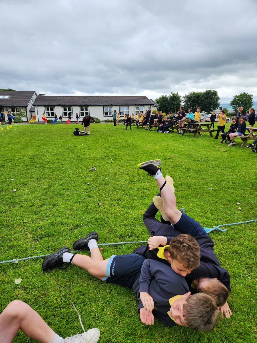 scoilcc86's tweet photo. A few shots from our sports day yesterday @scoilcc86. All the children did really and the craic was deadly. https://t.co/yJAKrDggs3