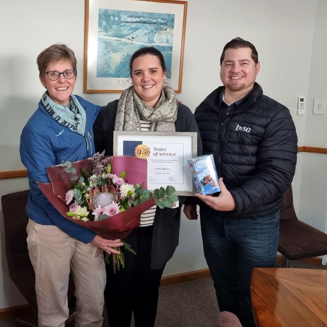 bvsagroup's tweet photo. Congratulations to Leandre Willemse, manager at our Bredasdorp branch, on 15 years of dedicated service! 

Thank you for your loyalty, commitment and valuable contribution to BVSA. https://t.co/vltrCQEDyy