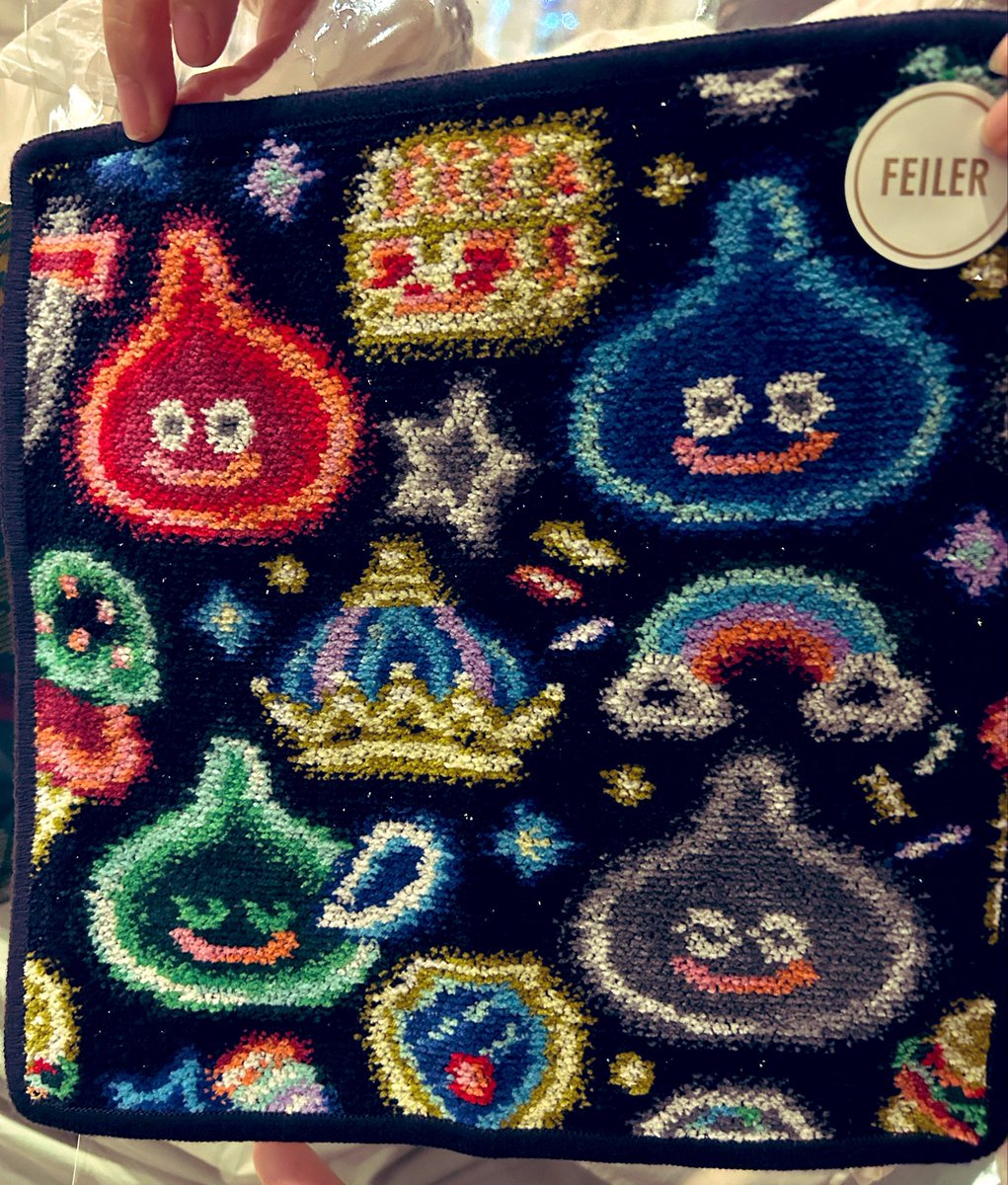 fullmoonandco's tweet photo. フェイラーのハンカチ、みてみてしちゃお！！
めっちゃかわいい😍 https://t.co/ZiFR8Pe1Y3
