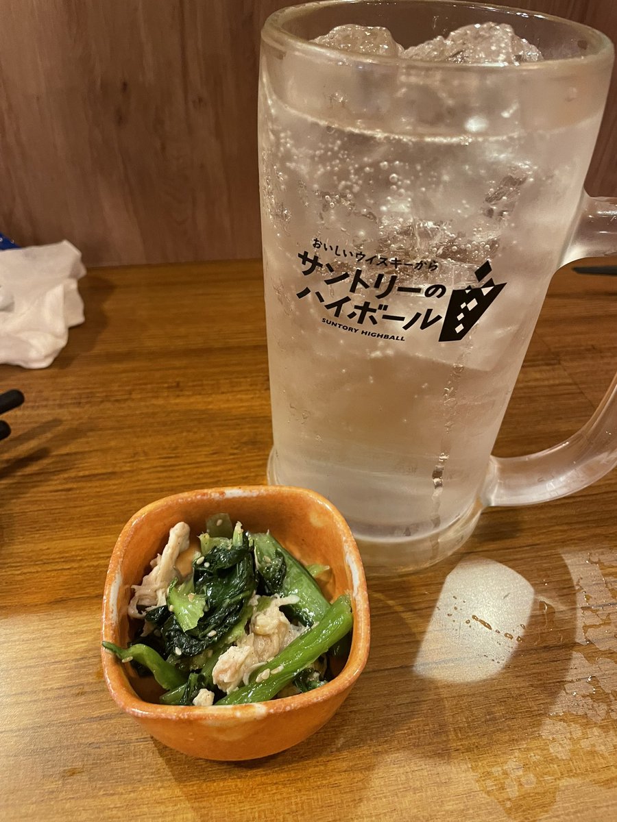 hiro620's tweet photo. 一杯だけ飲みにきました🥃 https://t.co/Ra96qS24d0