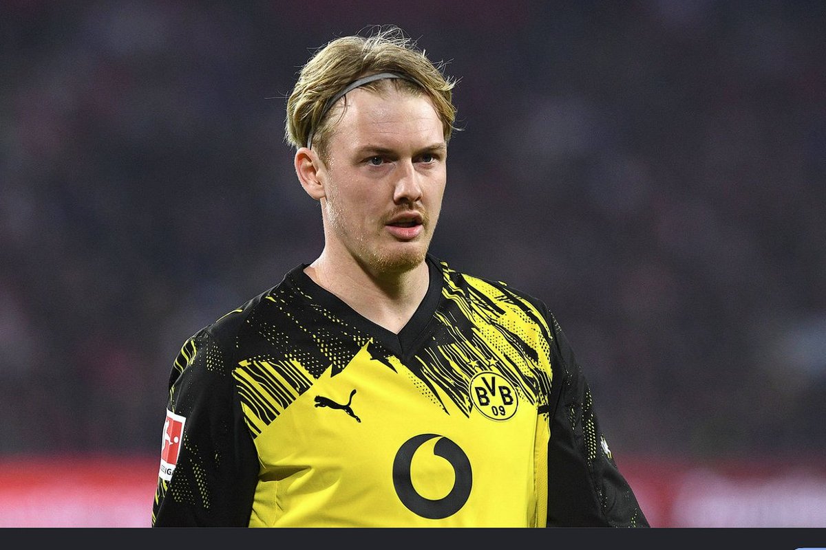 LUFC_TheView's tweet photo. Leeds United are exploring a deal for Julian Brandt.
Dortmund midfielder. 28 years old per Grham Smyth. Champions League experience.
If this has legs it's a serious statement of intent. 👇
https://t.co/5CK8jdTObt
#LeedsUnited #LUFC #Transfers #JulianBrandt https://t.co/v96Wb6dc8S
