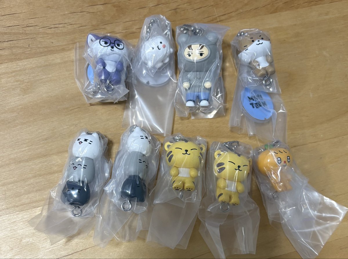 mhanihe104's tweet photo. MINITEEN ミニティーン つまんでつなげてますこっと ガチャ 交換 

【譲】 
⛓️ウォヌ、ウジ、バーノン、ディノ
🦀ジュン×2、ホシ×2、スングァン

【求】
クプス🍒

📮郵送希望です
お気軽にお声かけください🙇🏻‍♀️ https://t.co/lgV9HlvMDz