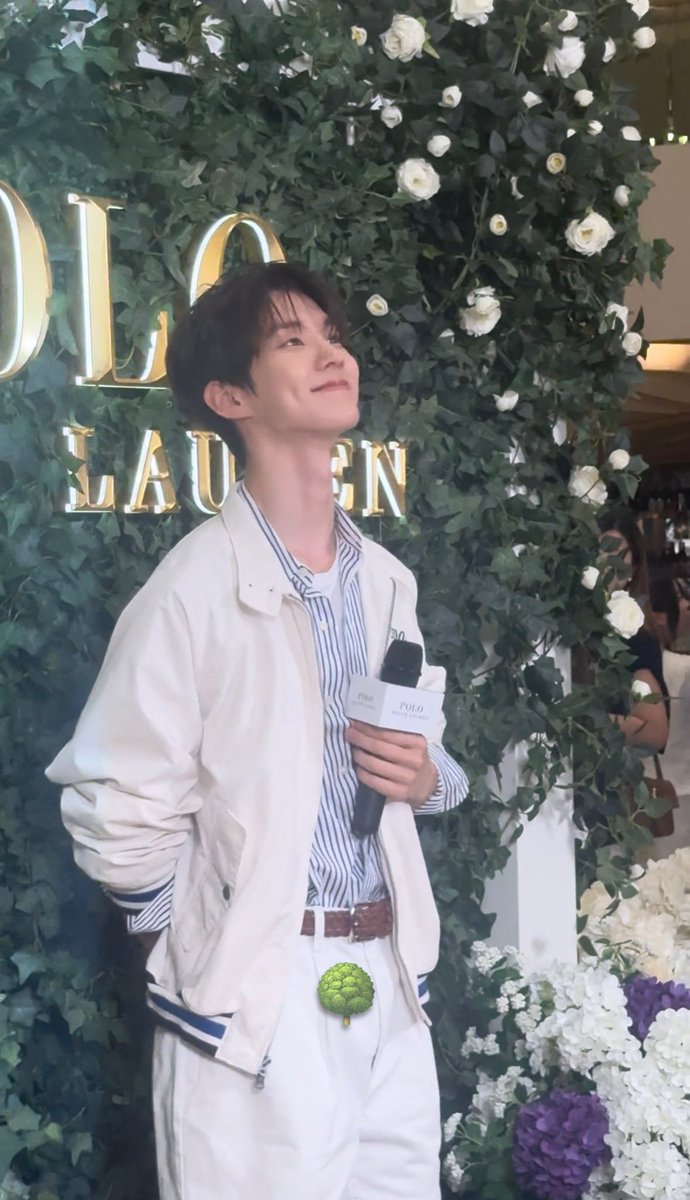 oncloudq_'s tweet photo. 언제나 변함없는 사랑을 보여주는 사람 https://t.co/965vFk2C7E