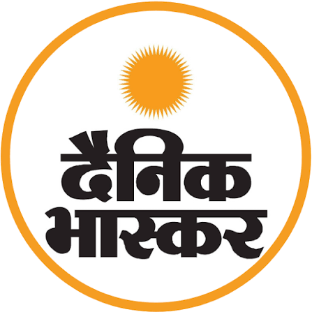 KraantiKumar's tweet photo. दैनिक भास्कर की समाज में कोई क्रेडिबिलिटी नही है.

दैनिक भास्कर कोई Holy Cow नही है. कटघरे में दैनिक भास्कर भी खड़ा है.

सवाल दैनिक भास्कर से पूछा जाएगा, स्टिंग ऑपरेशन केवल OBC और दलित नेतृत्व वाली पार्टियों का क्यों किया गया ?

BJP या अन्य ताकतवर दलों का स्टिंग ऑपरेशन करने की क्या हिम्मत नही थी. दैनिक भास्कर वही अखबार है जो चुनाव के समय बीजेपी पार्टी को ज्यादा कवरेज देता हैं.

बहन मायावती और उनकी पार्टी राजनीति में हाशिए पर हैं. इसके बावजूद जानबूझकर दैनिक भास्कर ने बहनजी को बदनाम करने के लिए स्टिंग ऑपरेशन चलाया. 

मुझे उस पार्टी का नाम बताओ जो टिकट नही बेचती है. राज्यसभा का टिकट 100-100 करोड़ में बिकता है. यही दैनिक भास्कर 1990 में मंडल कमीशन पर आग उगल रहा था.