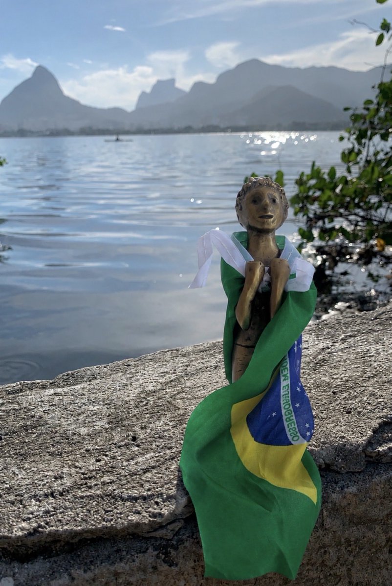 IsabelaSaramago's tweet photo. O torcedor. 
Escultura em metal reciclado minha autoria. 
#Brazil #art #mundialdefútbol2026 

É hoje 🇧🇷🇧🇷🇧🇷 https://t.co/3kJMJCPrTL