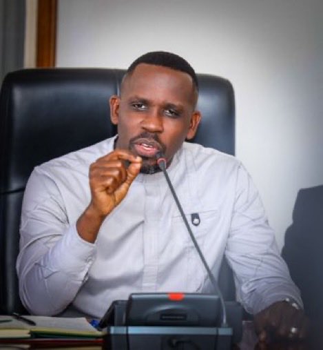 FredShaka's tweet photo. Why would someone of his caliber address the whole  CDF in such abusive and unpolished language?🥺 https://t.co/JlFmyM6nBF