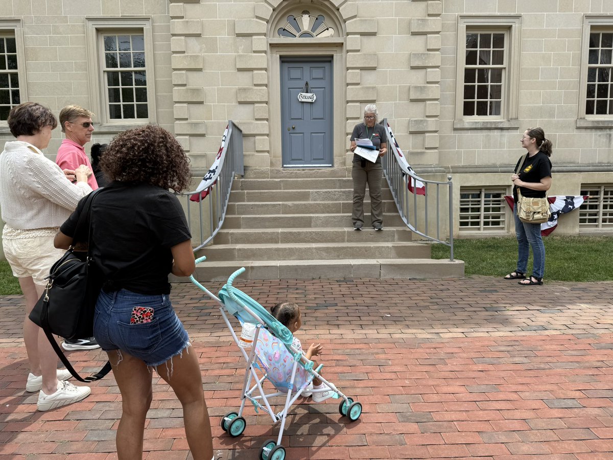 justindotnet's tweet photo. A morning visit to @NOVA_Parks Carlyle House on Juneteenth to take in a guided tour telling the stories of the enslaved who lived in the house in the 18th century. https://t.co/L47vLZhEzZ
