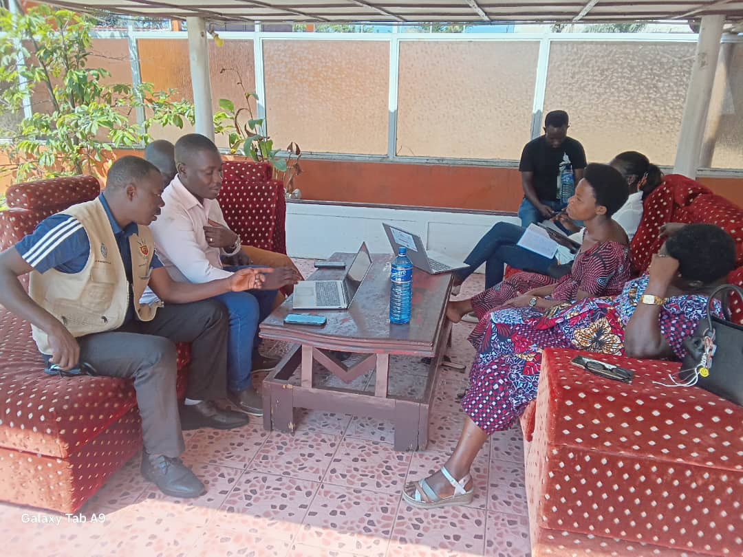 Merankabandi2's tweet photo. #Merankabandi. 
Le groupement @ActionAid @FVS @RcbifUrunani et @WorldRelief organise, du 16 au 19 juin 2026, en @Bujaprov2025 , un atelier de formation des formateurs sur les modules "Micro-entrepreneuriat / connaissance du marché et Élaboration du plan d'affaires". https://t.co/EnA2mv6vrw